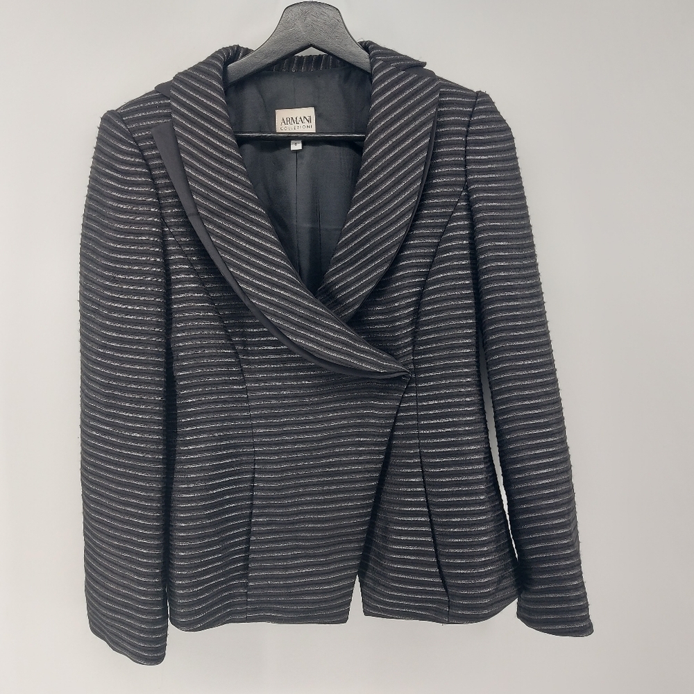 Armani Collezioni Wool Silk Striped Blazer Size 6 Made in Italy